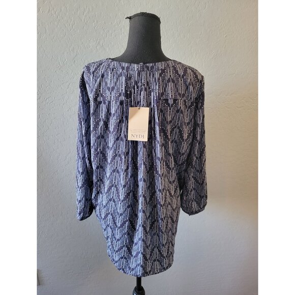 NWT NYDJ Blue Chevron Long Sleeve V Neck Blouse Size L Office Wear Teacher - Picture 6 of 11